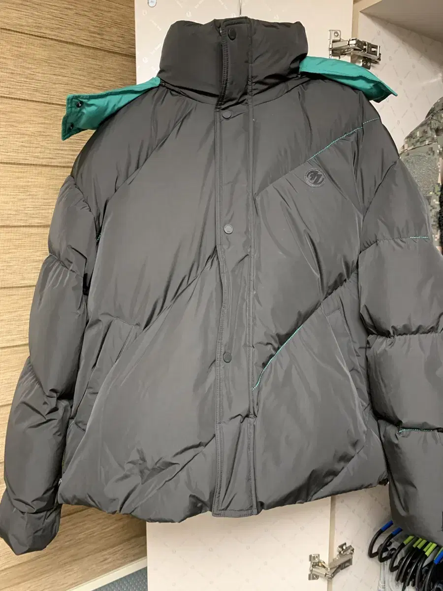 [M] 자라 아더에러 오버사이즈 패딩 자켓 블랙 실측 xl~2xl