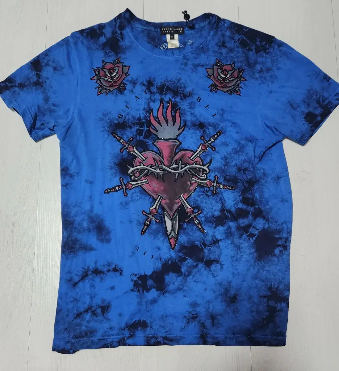 Affliction affliction size S short sleeve t-shirt bloo heart for sale.