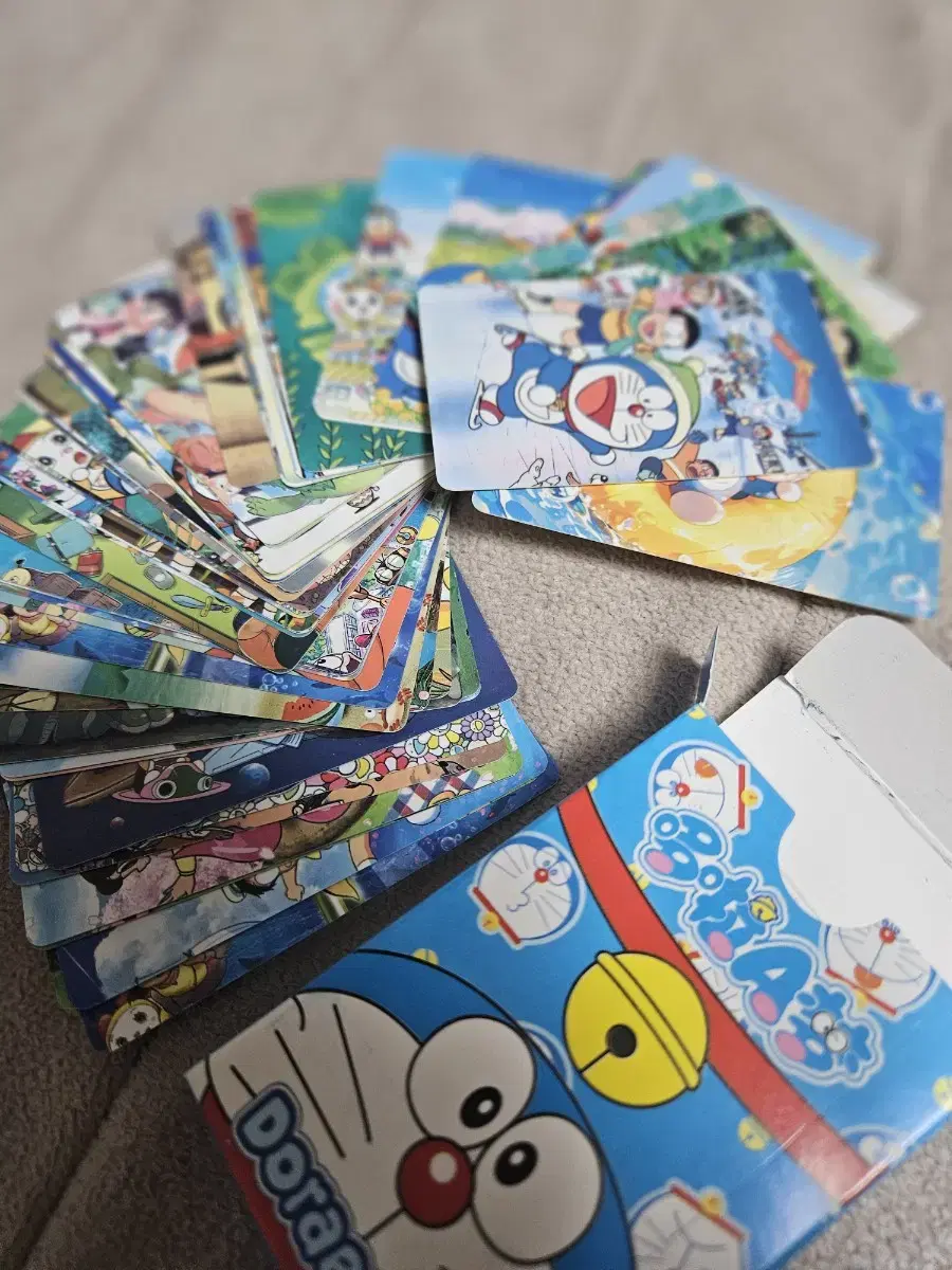 Doraemon hologram photocards55pcs