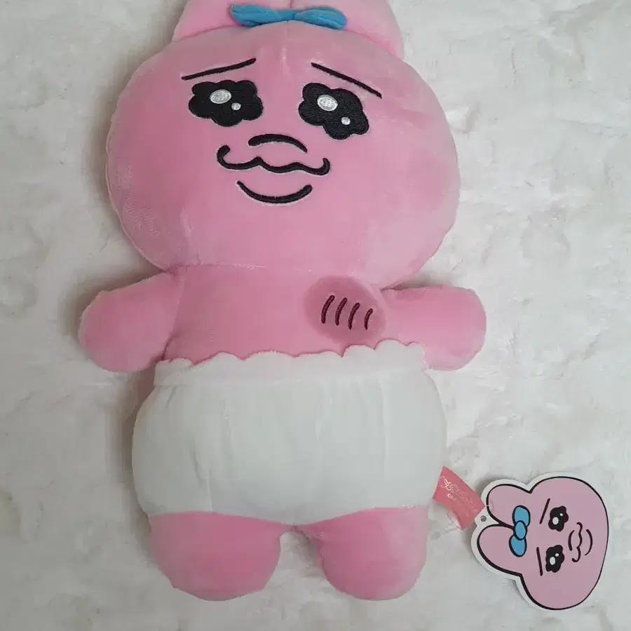 멍 든 빤쮸토끼 인형 (약 30cm)