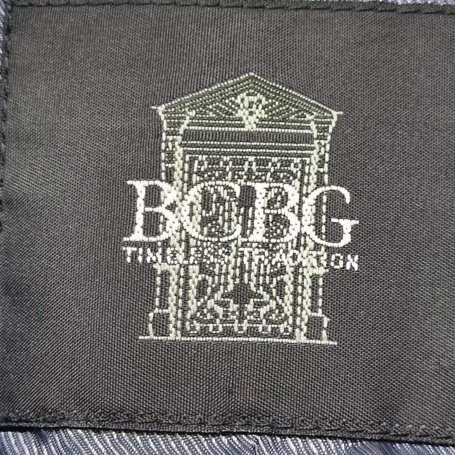 BCBG 모직 헤링본코트