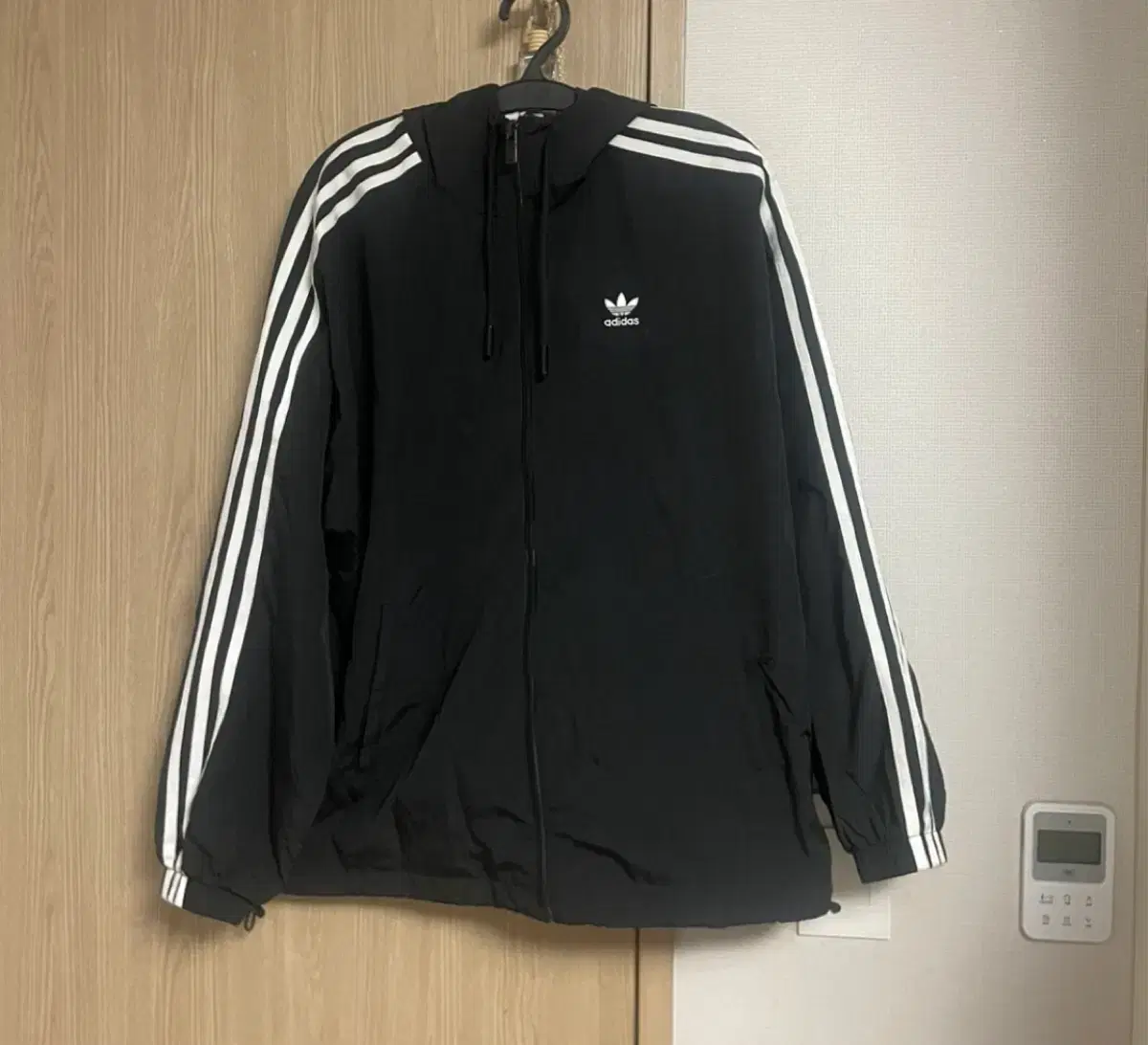 Adidas Windbreaker S to M