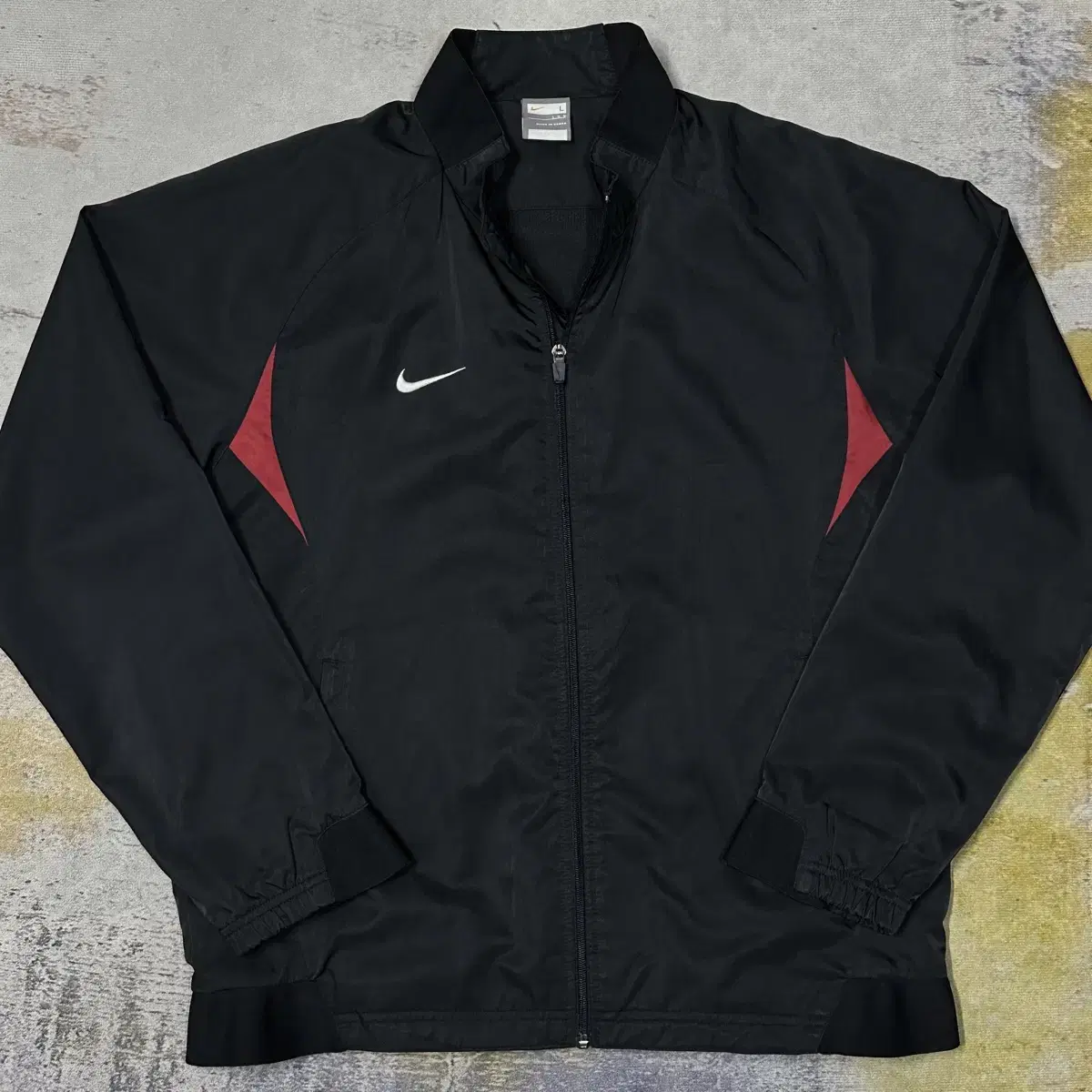 Nike Old School Swoosh Windbreaker