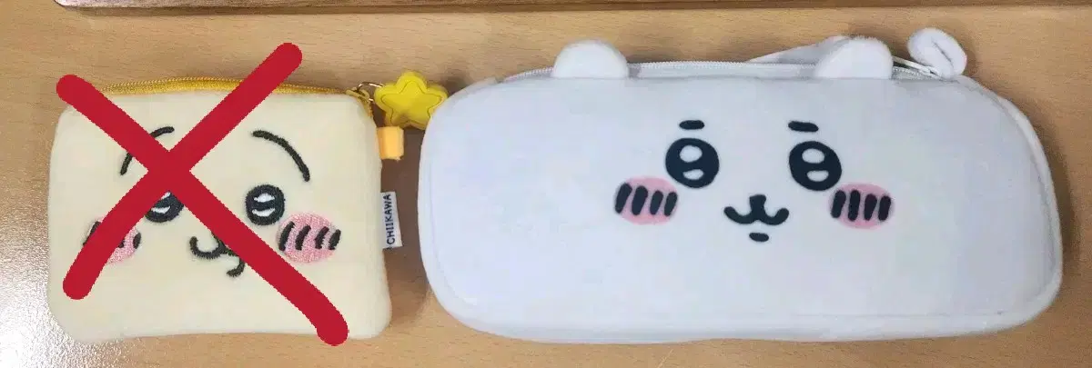 [SOLD] Munjakgui Usagi Mini Pow Coin Purse, Chiikawa Pencil Case