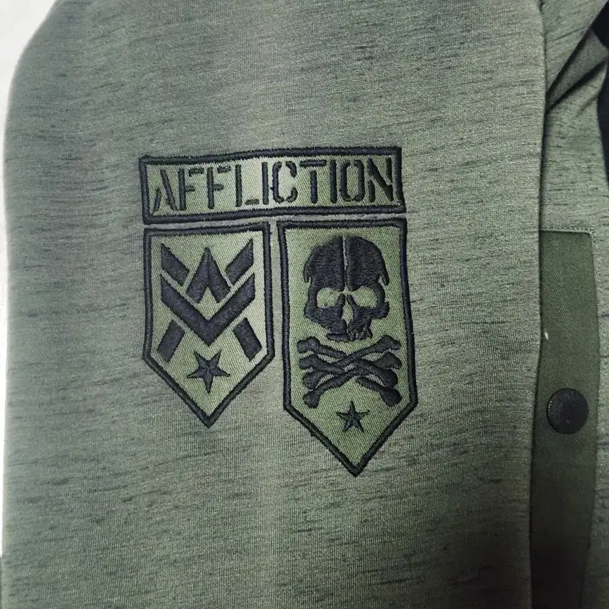 어플릭션 affliction 기모후드 아미그린 M사이즈 판매합니다