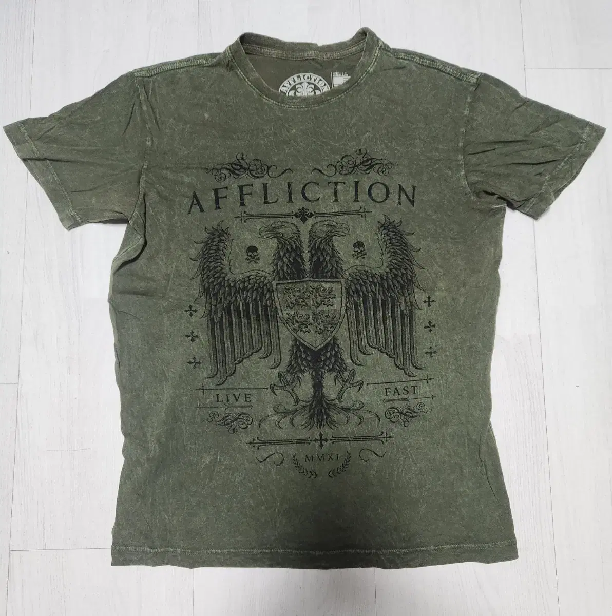 Affliction affliction size S short sleeve t-shirt greenbird sells.