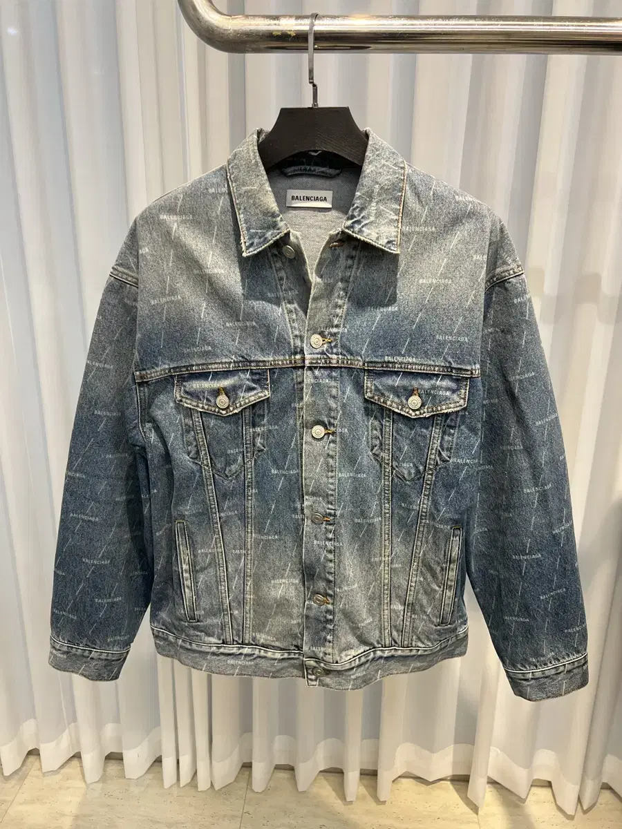 (36) Balenciaga Multilogo Denim Jeans Jacket for Men