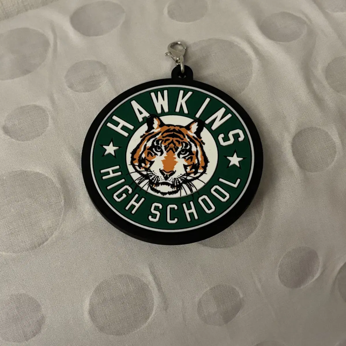 Stranger Things keyring Hawkins High School