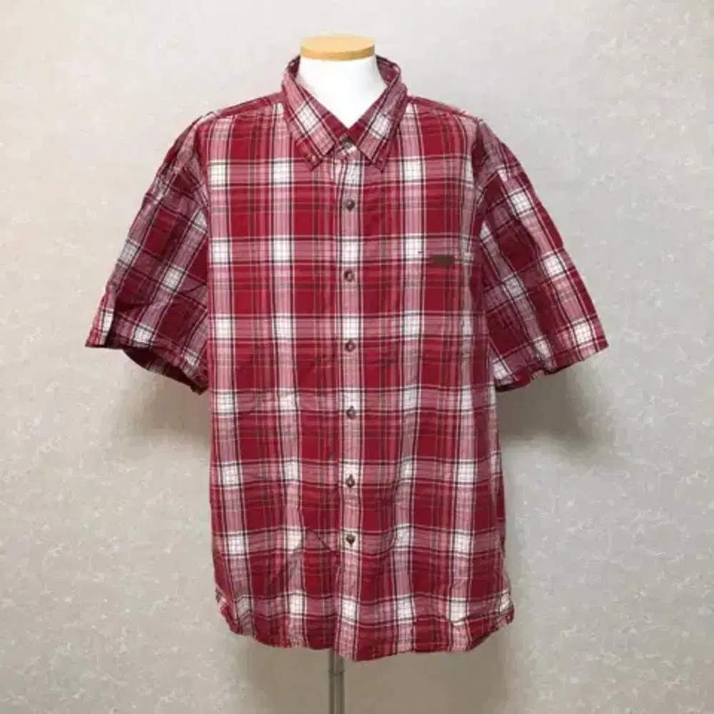 3XL Carhartt Short Sleeve Shirt. Carhartt (c37)