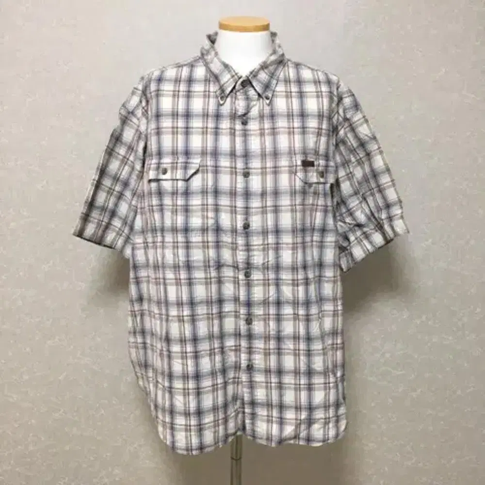 3XL Carhartt short sleeve shirt. Carhartt (c47)