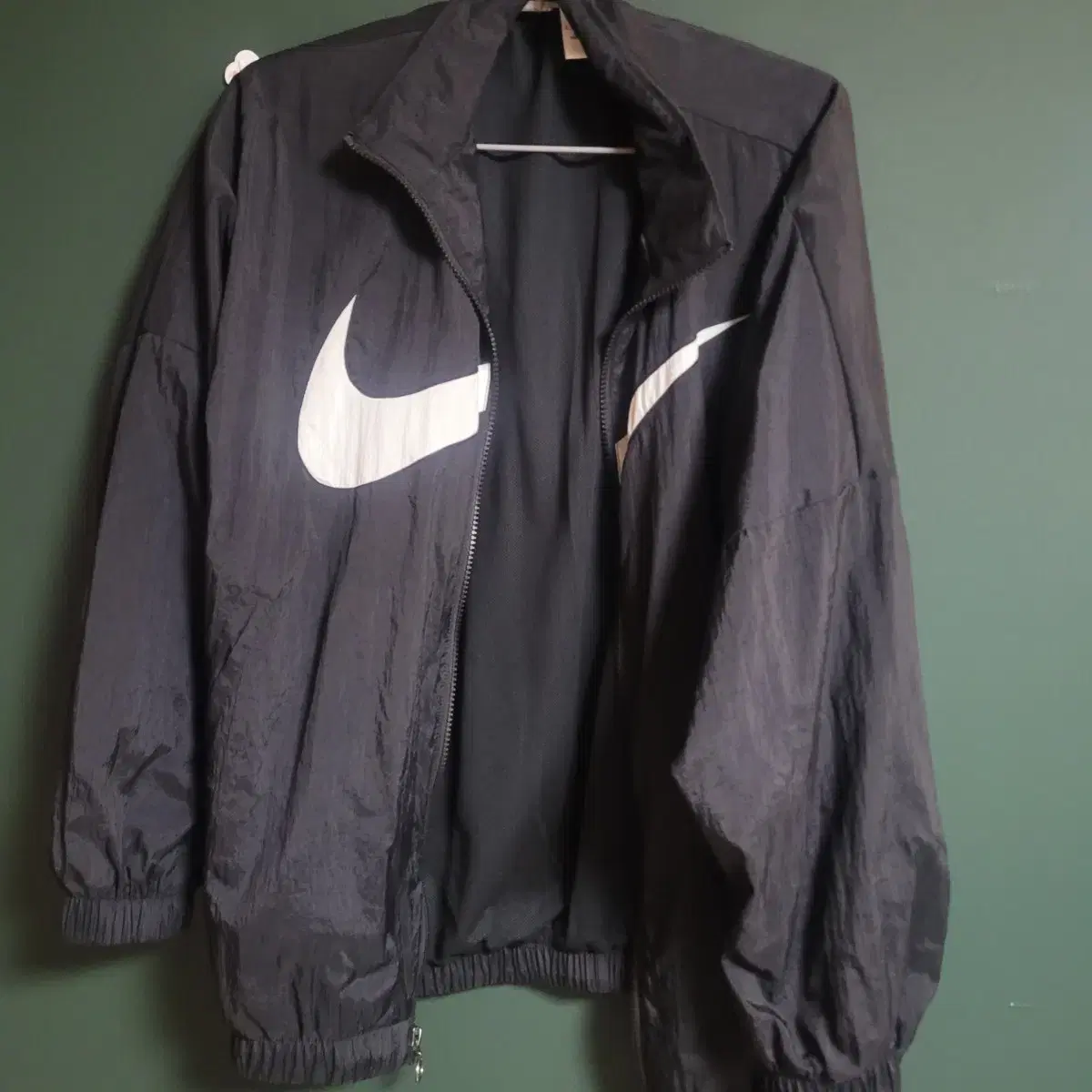 Nike Women's Bixoushi Woven Jacket Raincoat Small