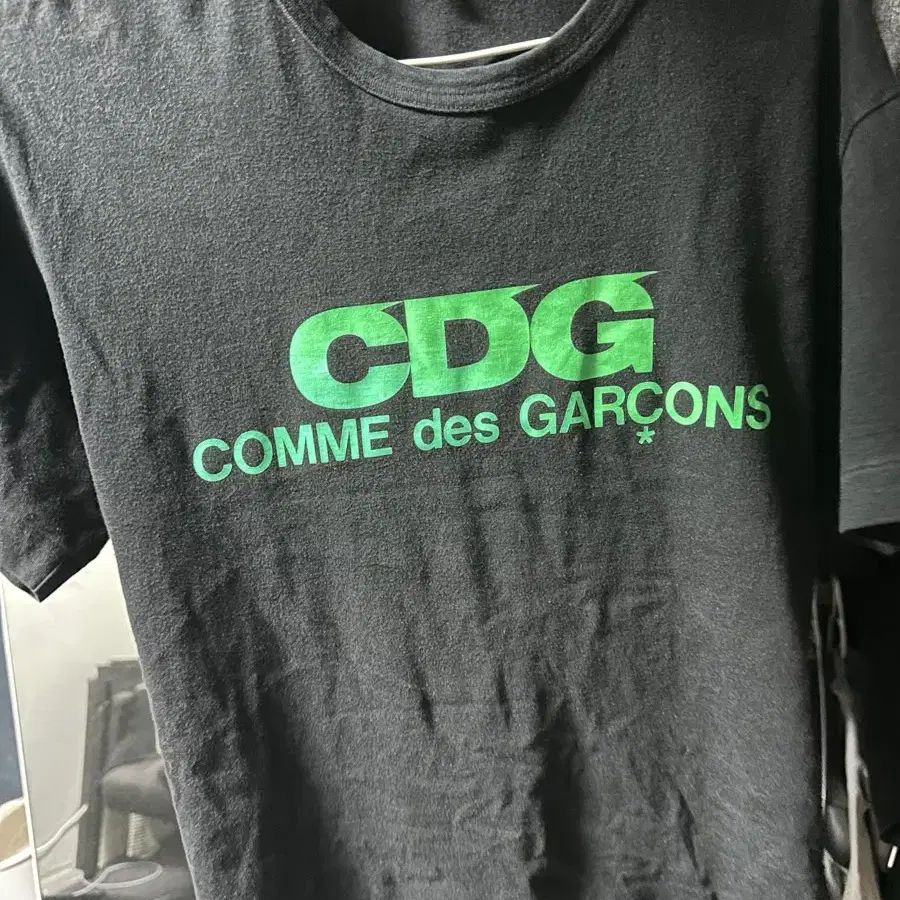 꼼데 cdg 반팔티