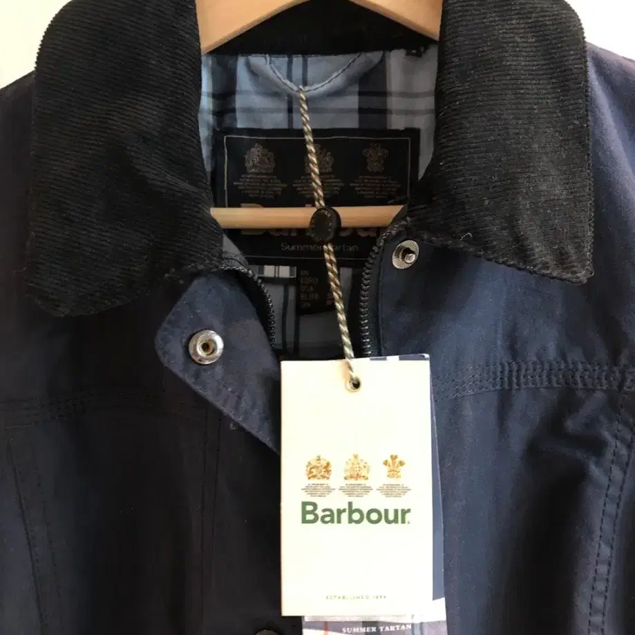 바버(Barbour) 왁스 누빔 재킷 UK8