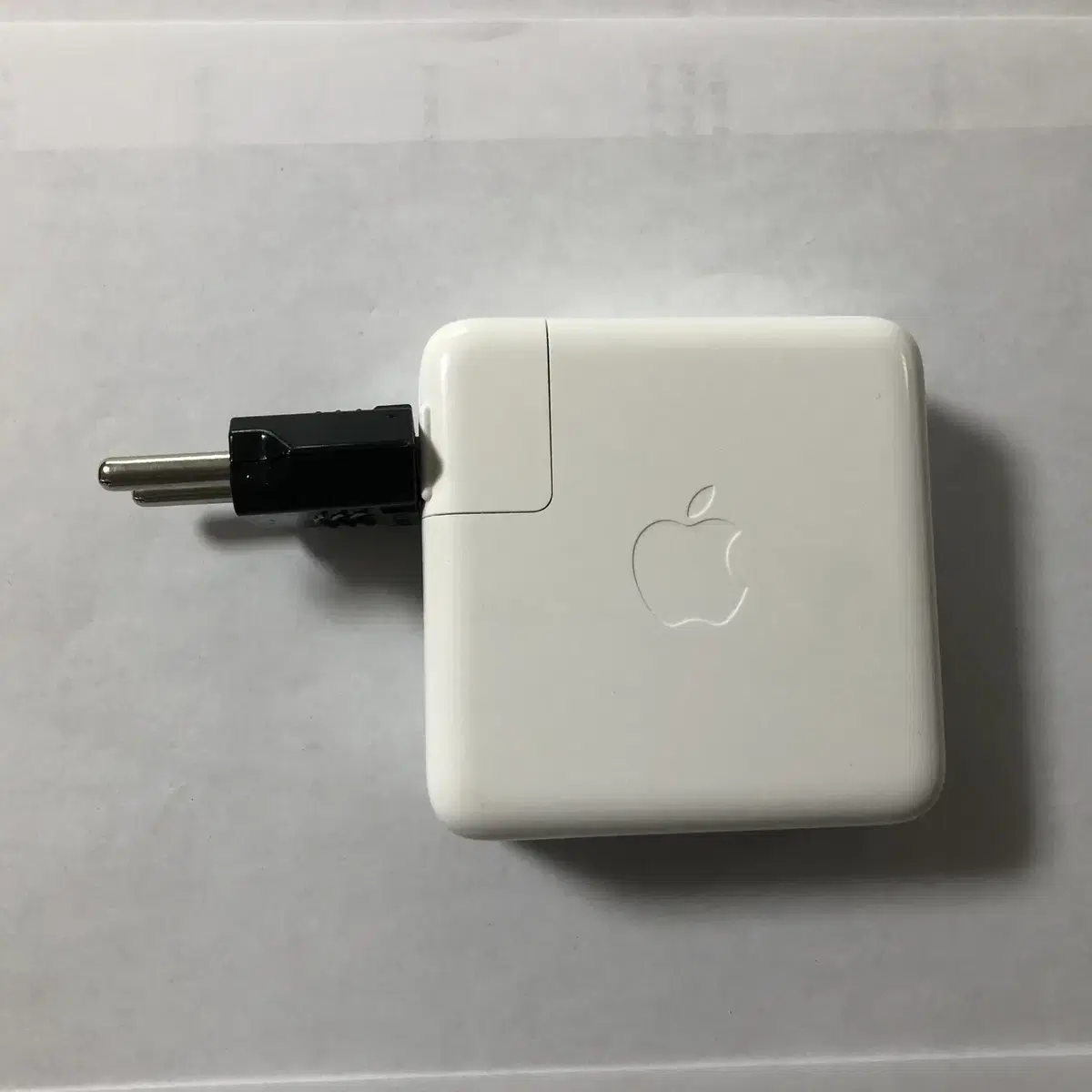 애플정품 맥세이프 USB-C 타입 67W A2518을 세트로 분양합니다.