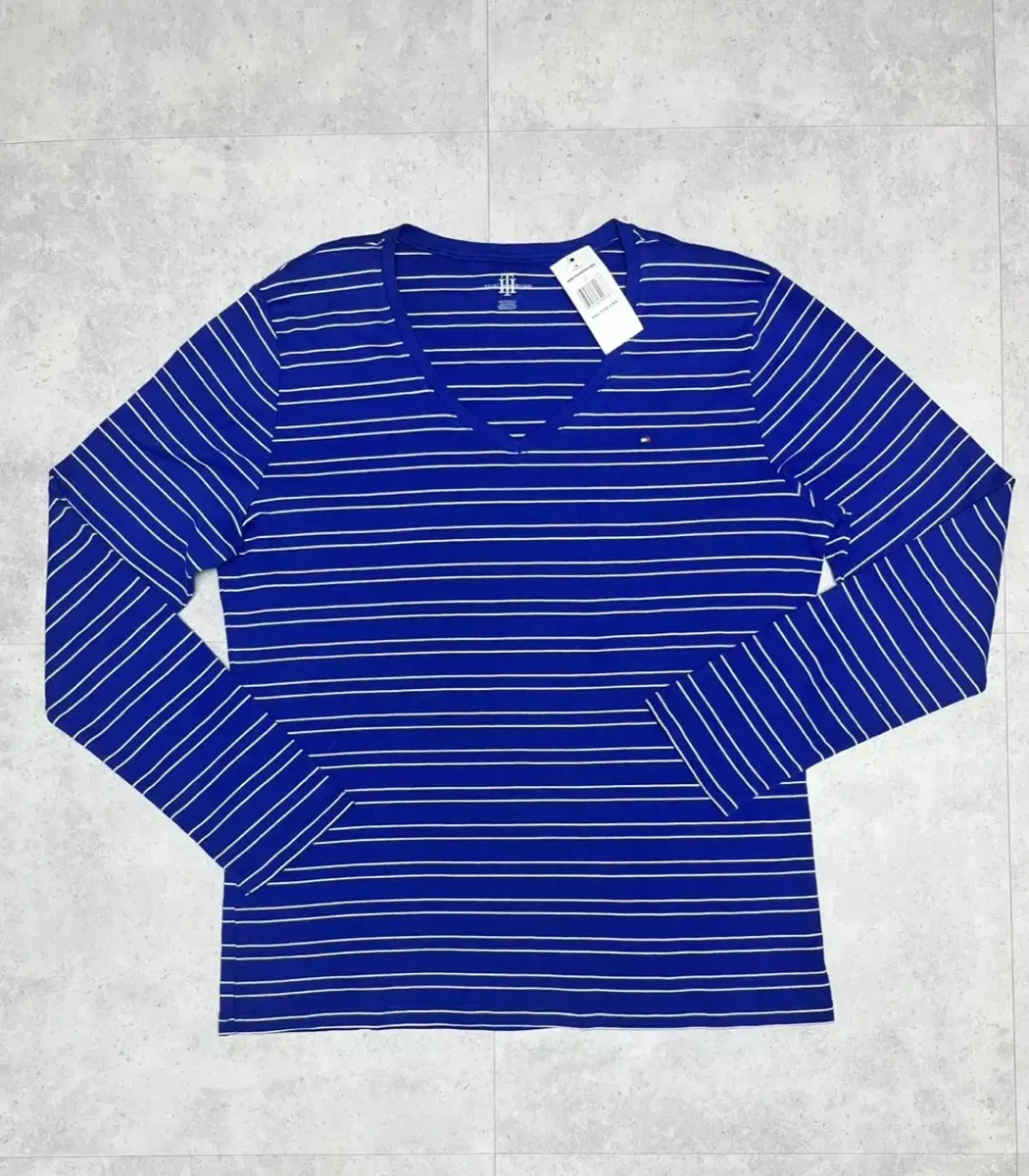 New Arrivals Tommy Hilfiger 2XL Long Sleeve V-Neck