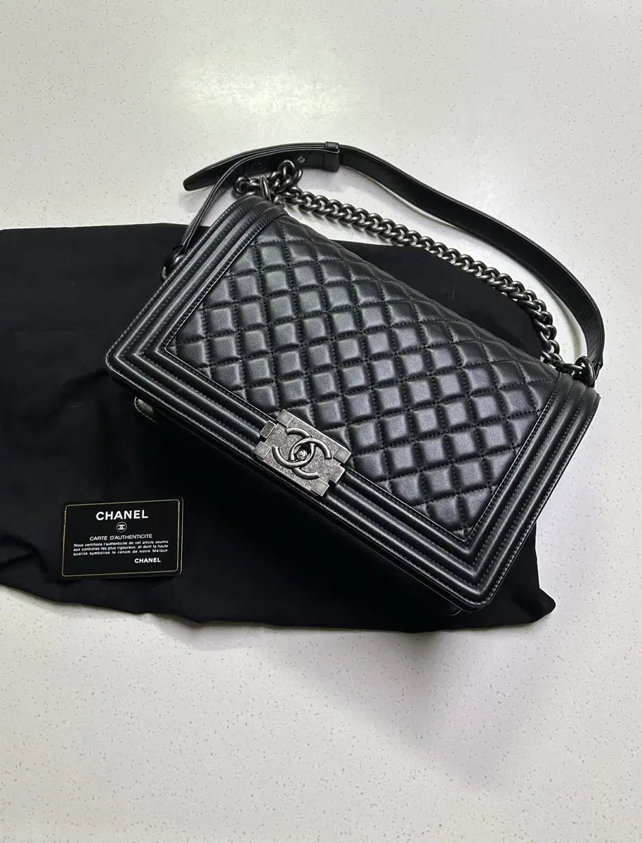 Chanel Boy Bag Lambskin Medium