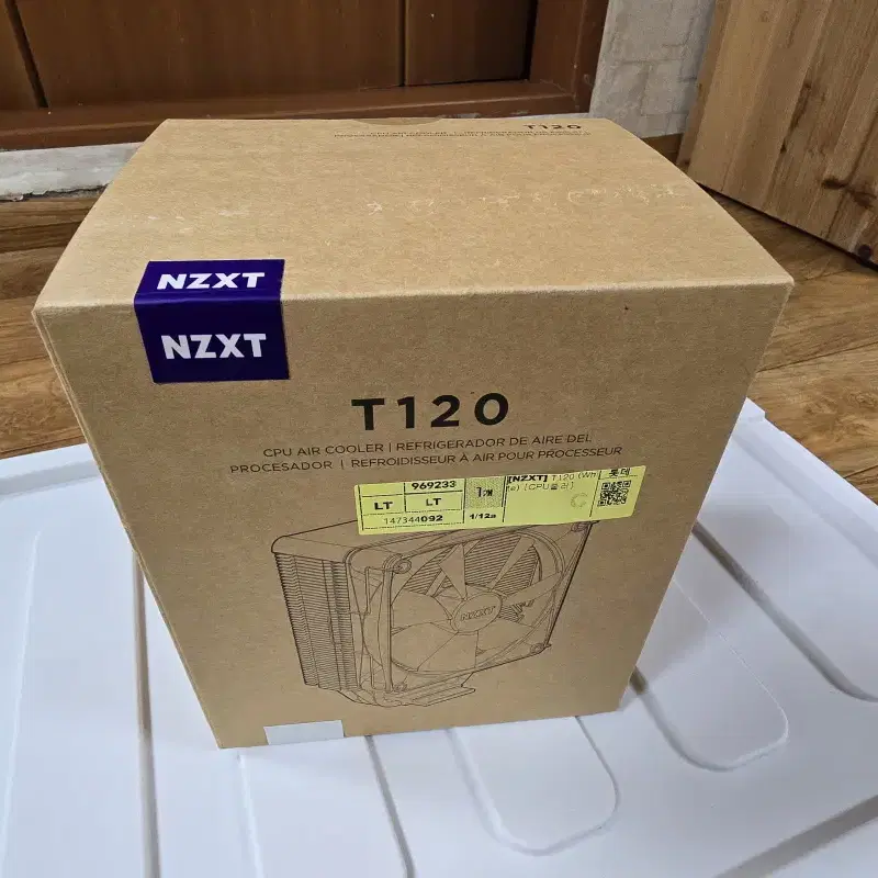 NZXT T120 (화이트) CPU쿨러 판매합니다.