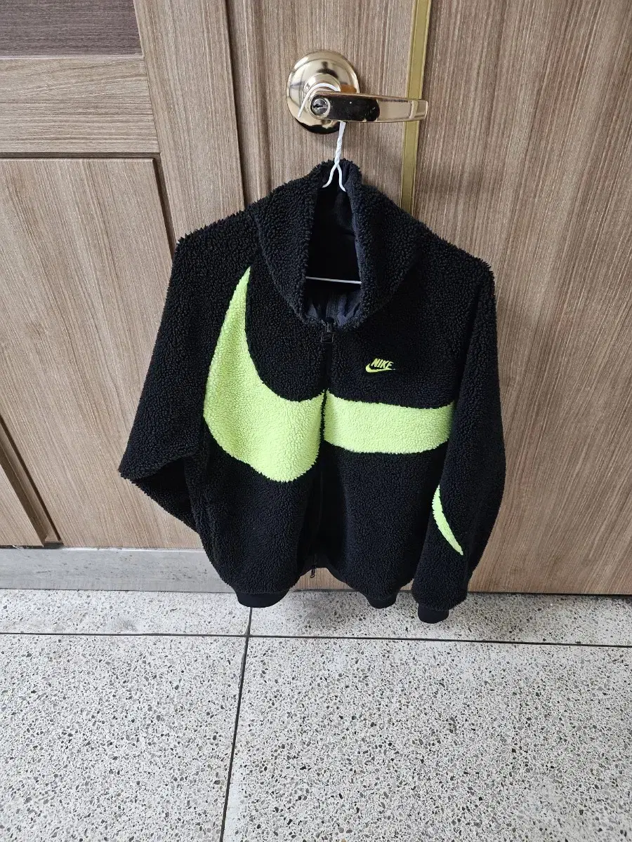 Nike Reversible Fleece M