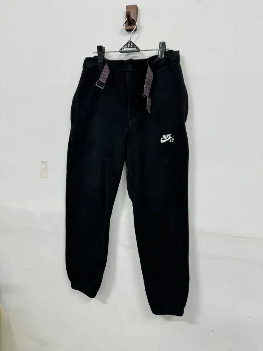 (31-32)Nike SB Fleece Pants