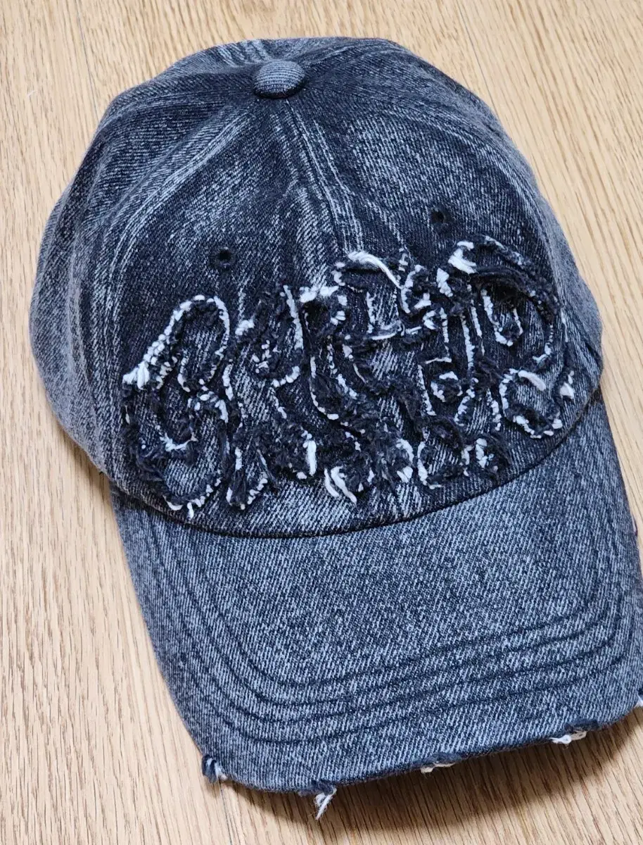 크리틱 고스 로고 데님 볼캡 다크그레이 GOTH LOGO DENIMCAP