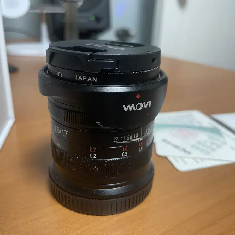 라오와(Laowa) 마이크로포서드 수동 17mm f1.8렌즈