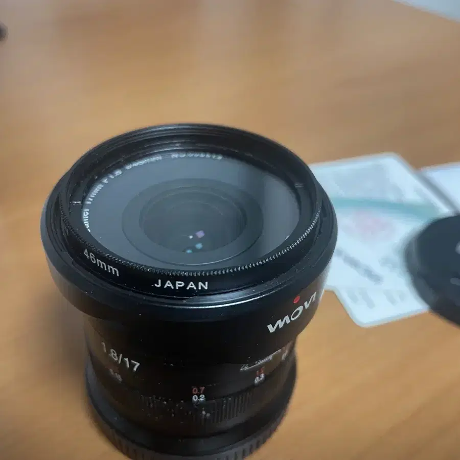 라오와(Laowa) 마이크로포서드 수동 17mm f1.8렌즈