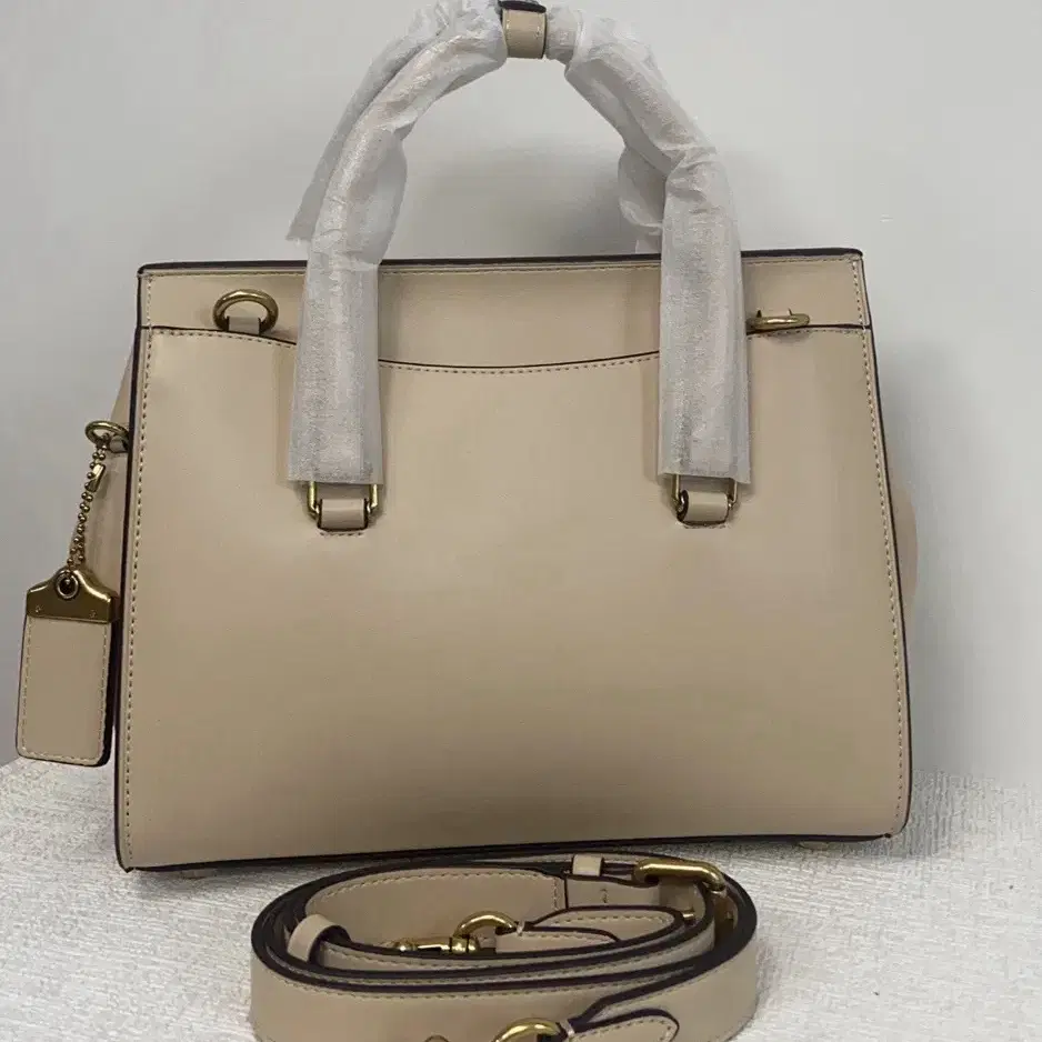 코치 COACH CP119 BROOME CARRYALL 3종색상