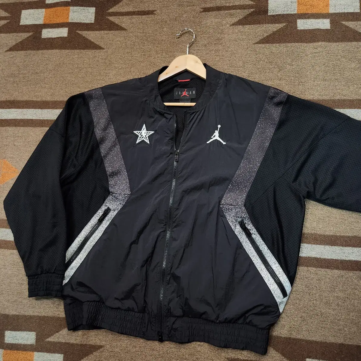 Jordan NBA All-Star Bomber Jacket L Charlotte Hornets Windbreaker