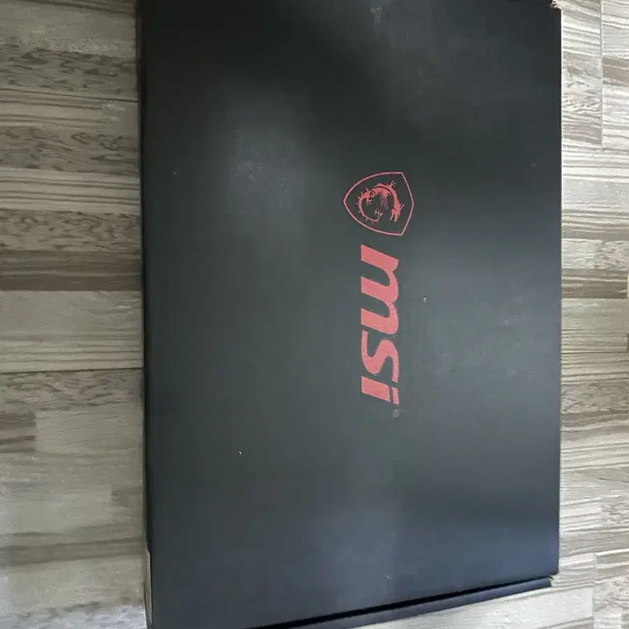 MSI GF65 Thin 9SEXR