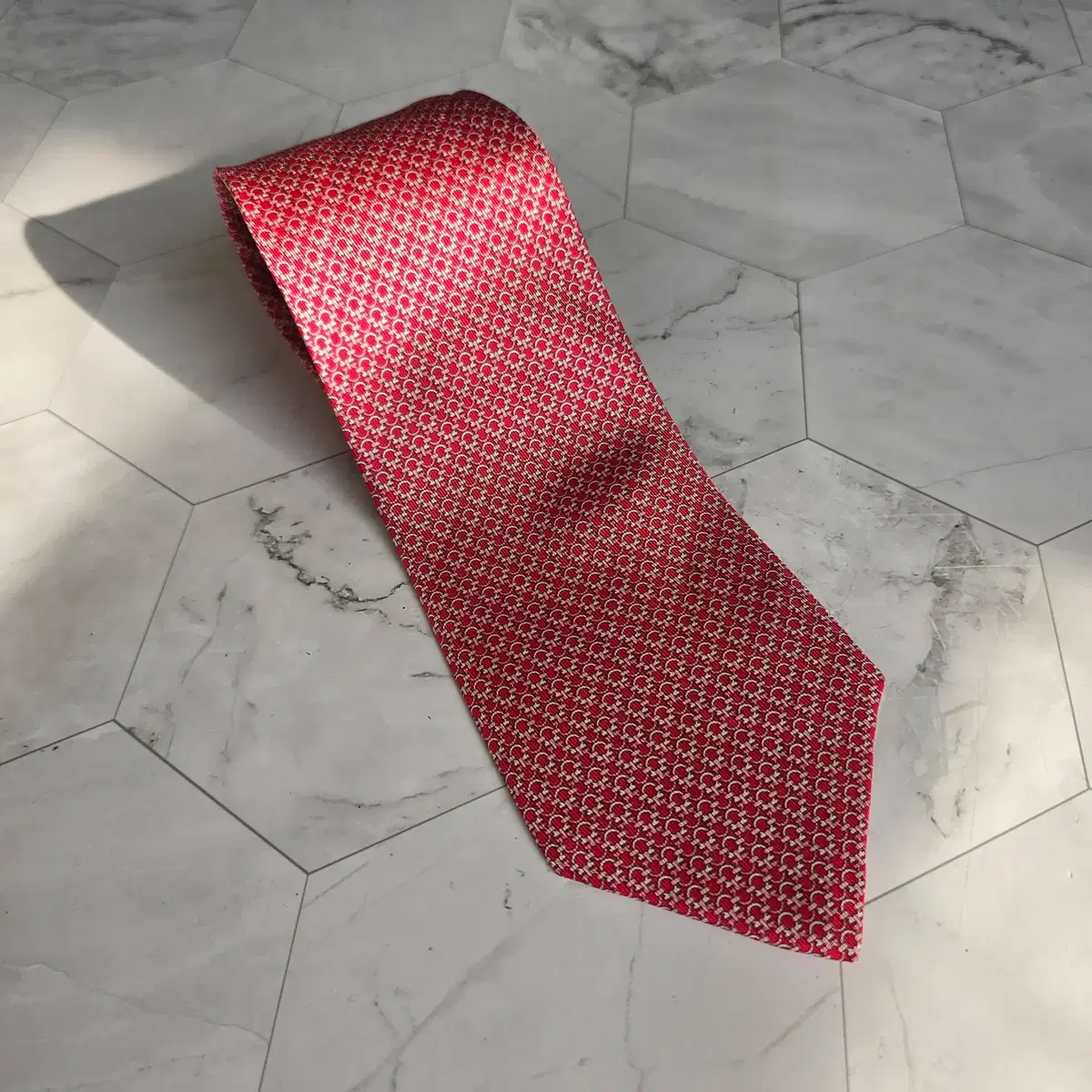 Ferragamo Genuine Slim Neck Tie 8m A+ grade A15913