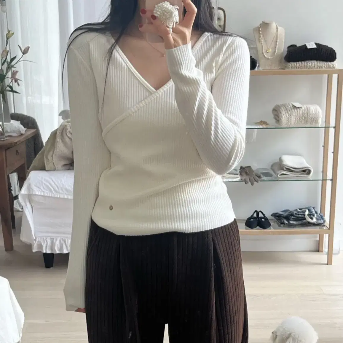 인더바즈 mare angora wrap t리에뜨타낫