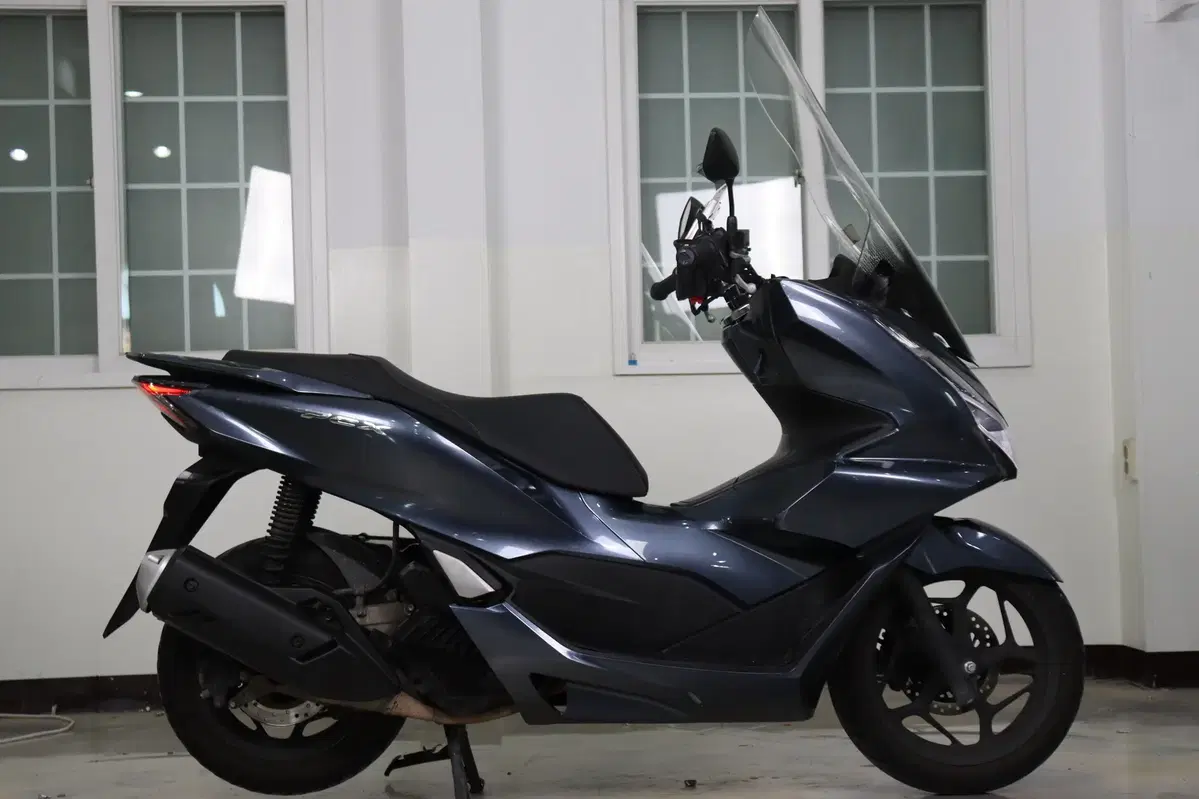 2023년식  혼다 PCX-125 ABS 판매합니다