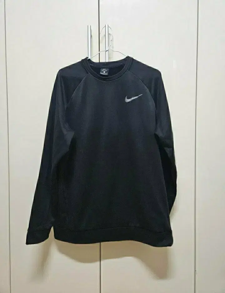 Nike Men's DryFit Brushed Sweatshirt Genuine Size L