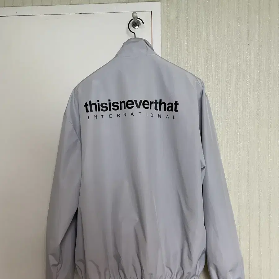 디스이즈네버댓 자켓 (INTL. Team Jacket Grey)