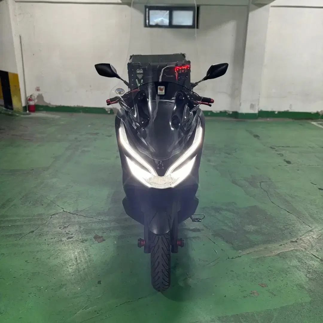 혼다)요시무라 정품 20년식 pcx125 저렴하게 판매합니다!