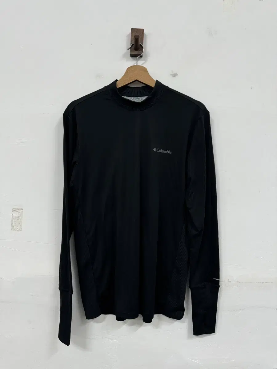 (L)Colombia Omni-Hit Functional Long Sleeve Tee