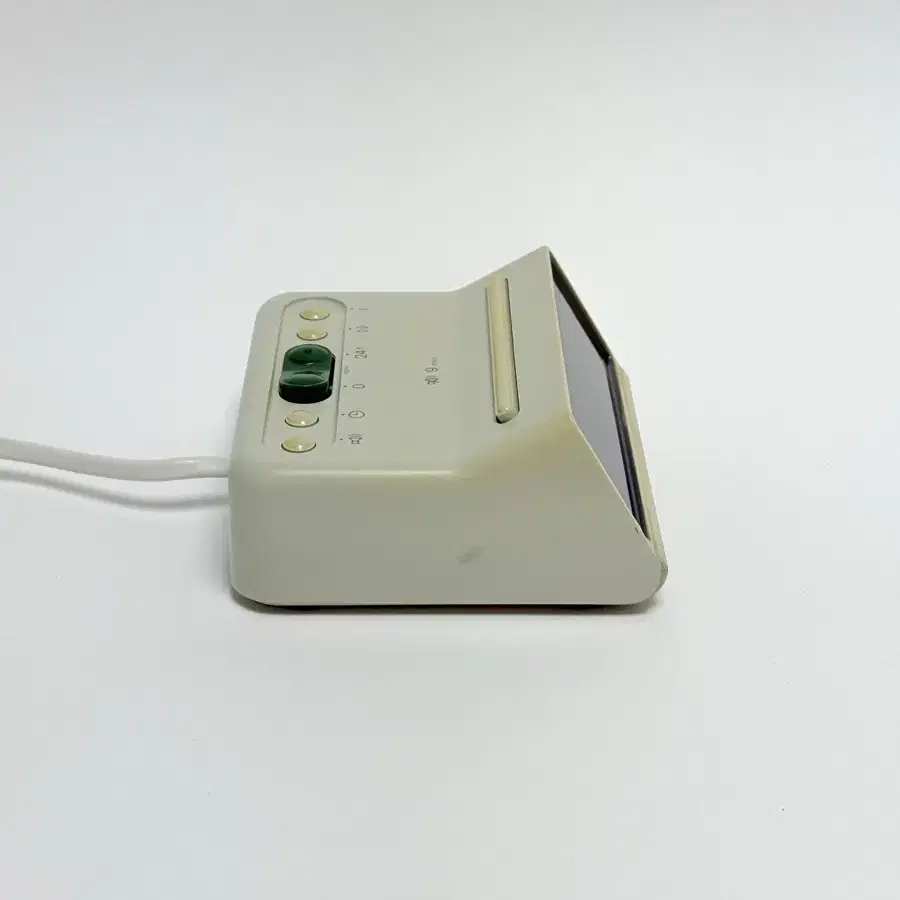 80s Braun DN30s 브라운 빈티지 디지털 탁상시계 디터람스