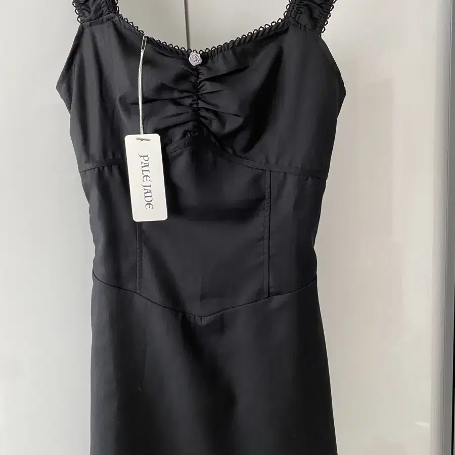 페일제이드 rose shirring dress black 새상품 판매