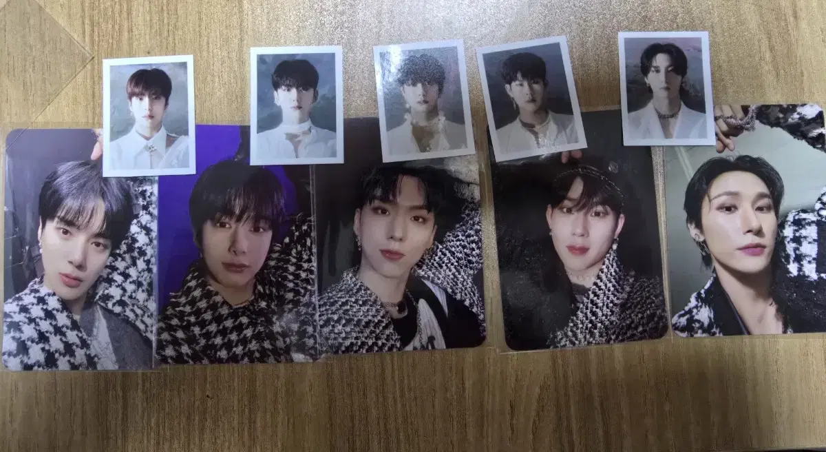 Monsta X Photocard+Multiplier in Bulk