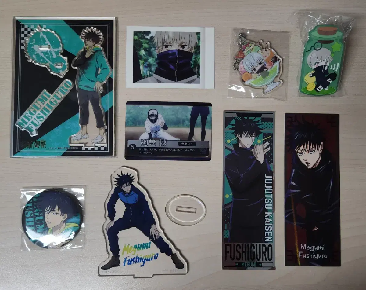 Zuu spinning Fushiguro Inumaki acrylic can badges, etc. in bulk