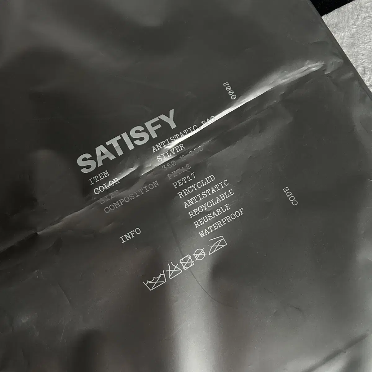 Satisfy AuraLite tee 새티스파이 아우라라이트 반팔티