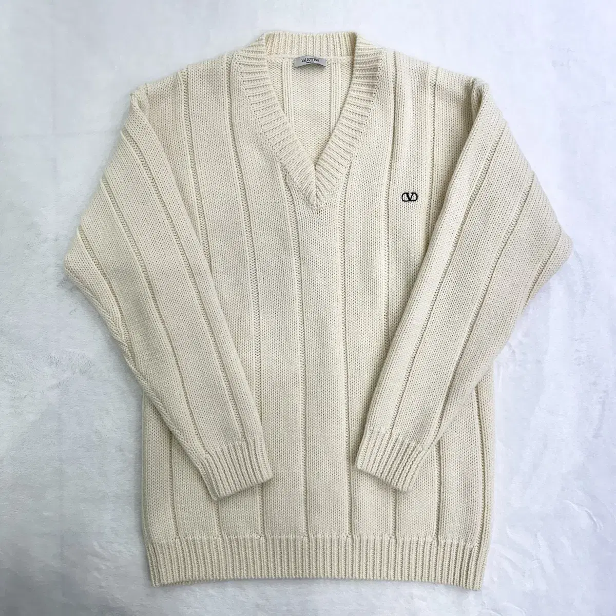 Genuine Valentino V-Logo Men's Knitwear