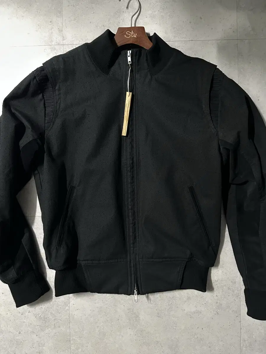 (1) xlim ep.2 02 jacket black