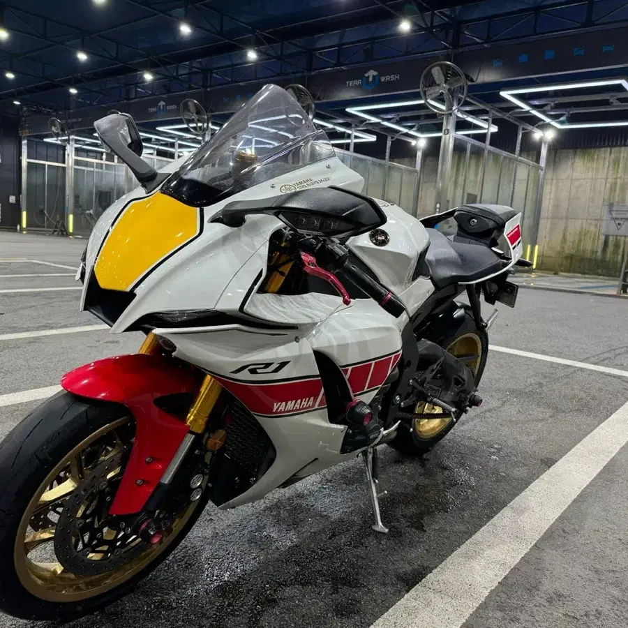 야마하 yzf-r1 60th 22년식 60주년컬러