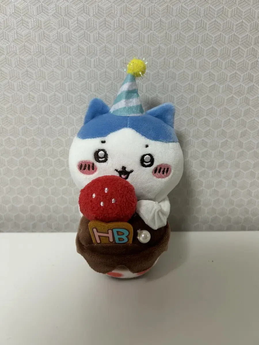 먼작귀 하치와레 생일 인형 키링