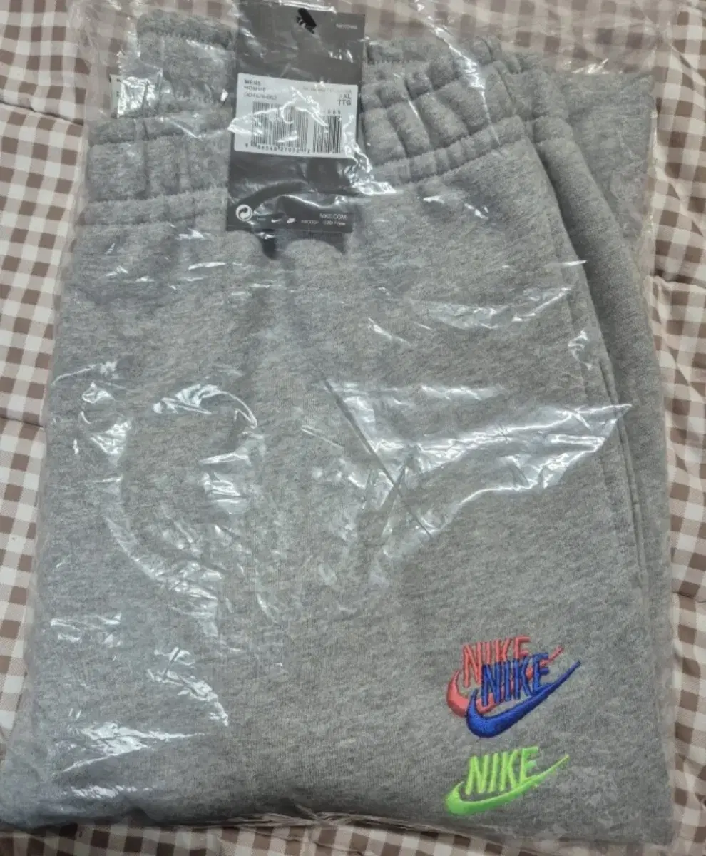 Nike Genuine) Multiswoosh French Terry NSW Crew Club Jogger Pants