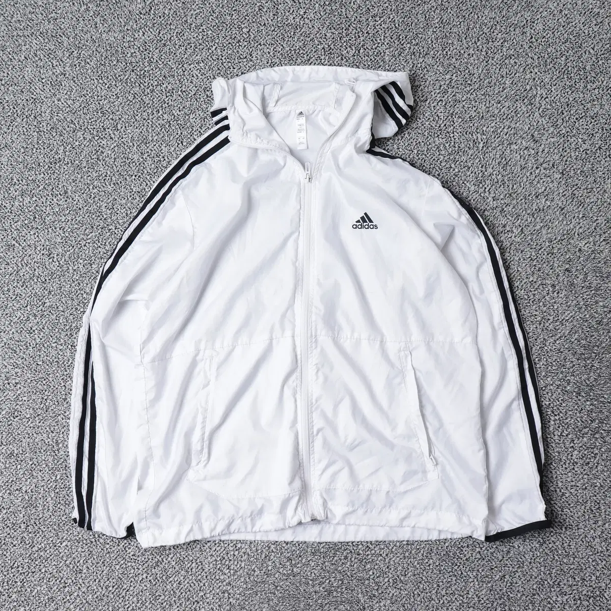 adidas Samsun Windbreaker Jacket (XL)