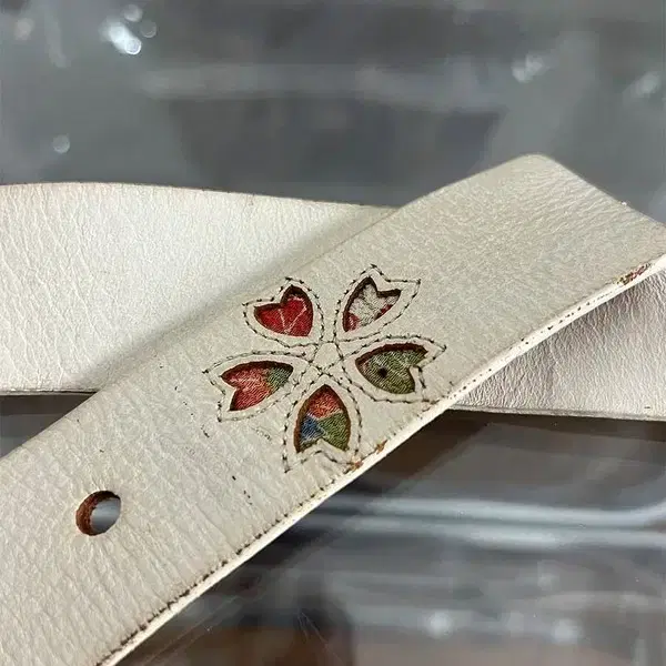 TAKEO KIKUCHI flower belt