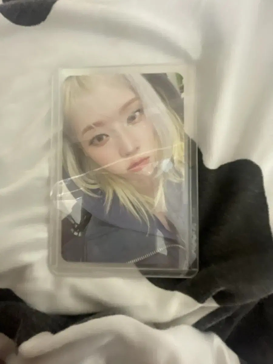 Armageddon unreleased photocard winter photocard