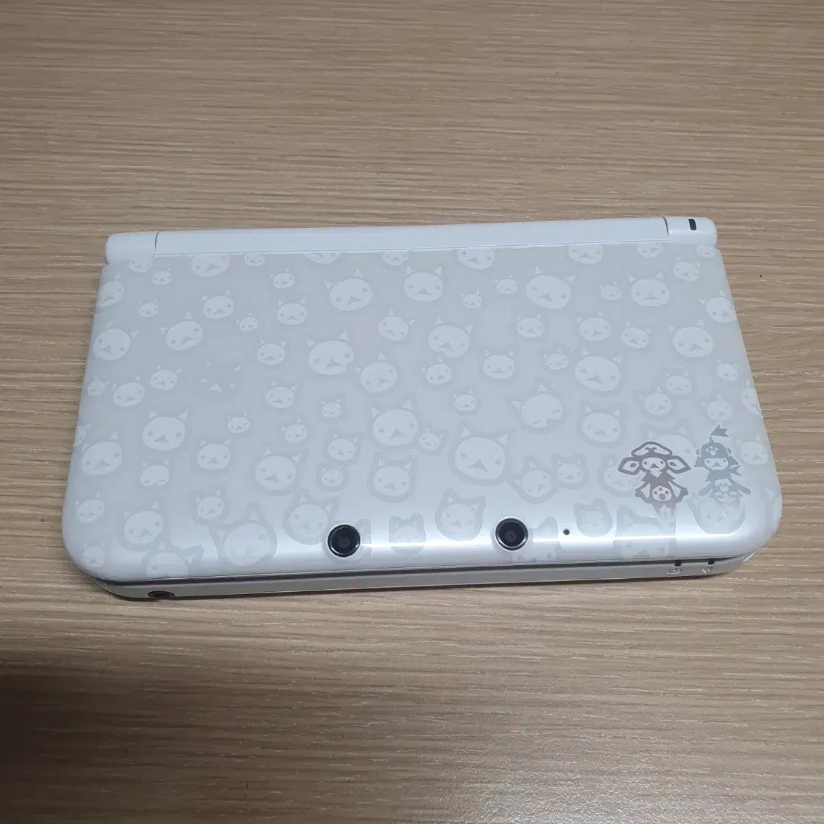 구큰다수 3ds xl ll 몬헌 아이루 에디션 박스 A급